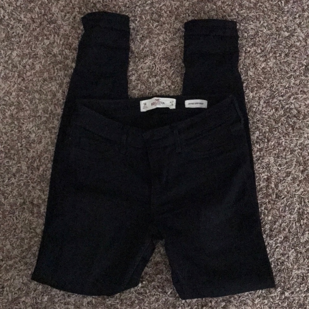 Black skinny jeans
